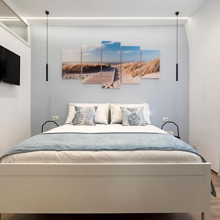 Dolci Coccole Small Suite A Bari Citta! المظهر الخارجي الصورة