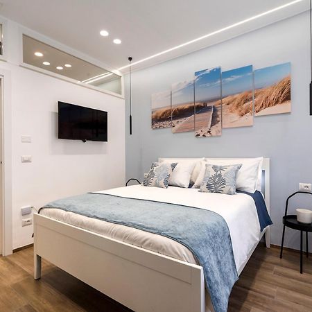Dolci Coccole Small Suite A Bari Citta! المظهر الخارجي الصورة